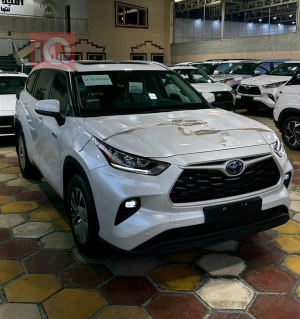 Toyota for sale in Iraq